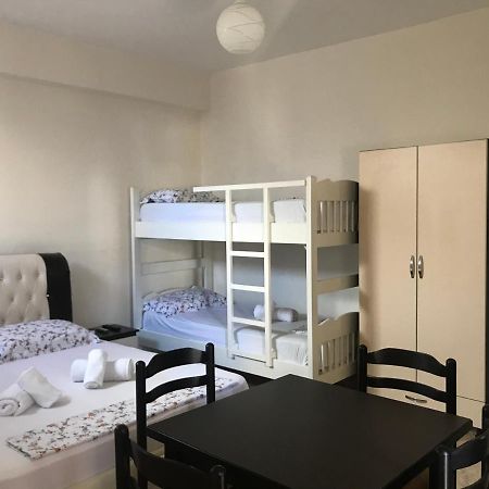 Guesthouse Flamur Ksamil Eksteriør billede