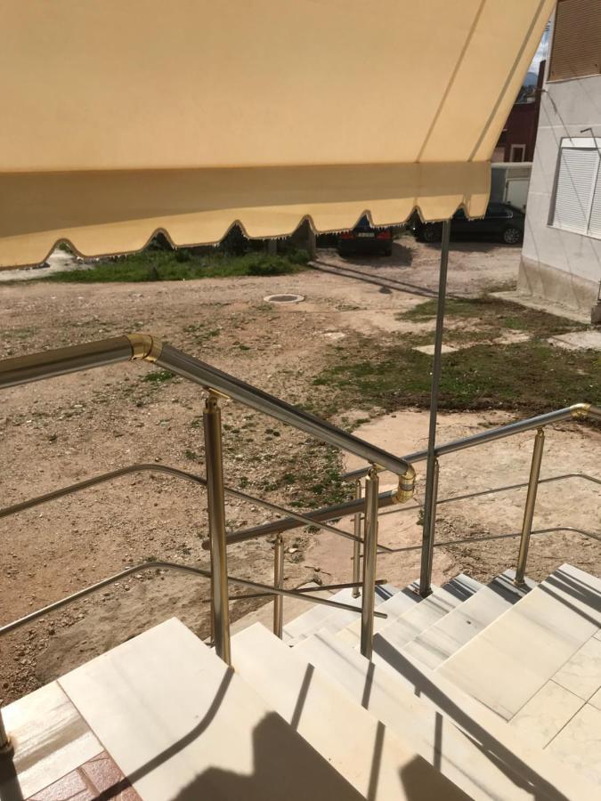 Guesthouse Flamur Ksamil Eksteriør billede